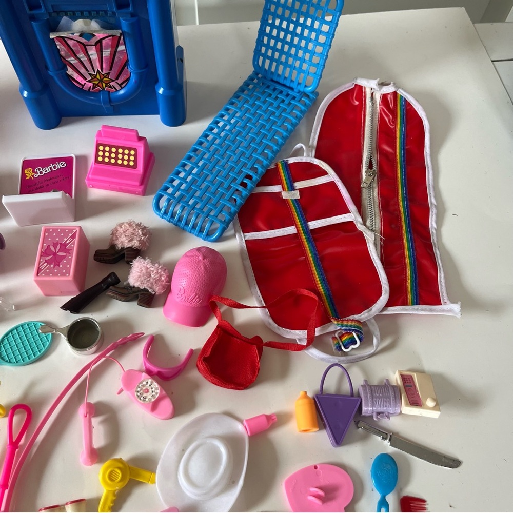 Barbie accessories - Picture 4 of 6